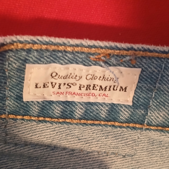 Levi's 501 Light Blue Denim Button-Fly Cutoff Shorts, size small - Picture 9 of 11